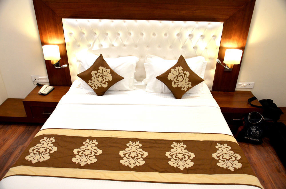 Hotel Seven Hills Tower Agra  Eksteriør billede